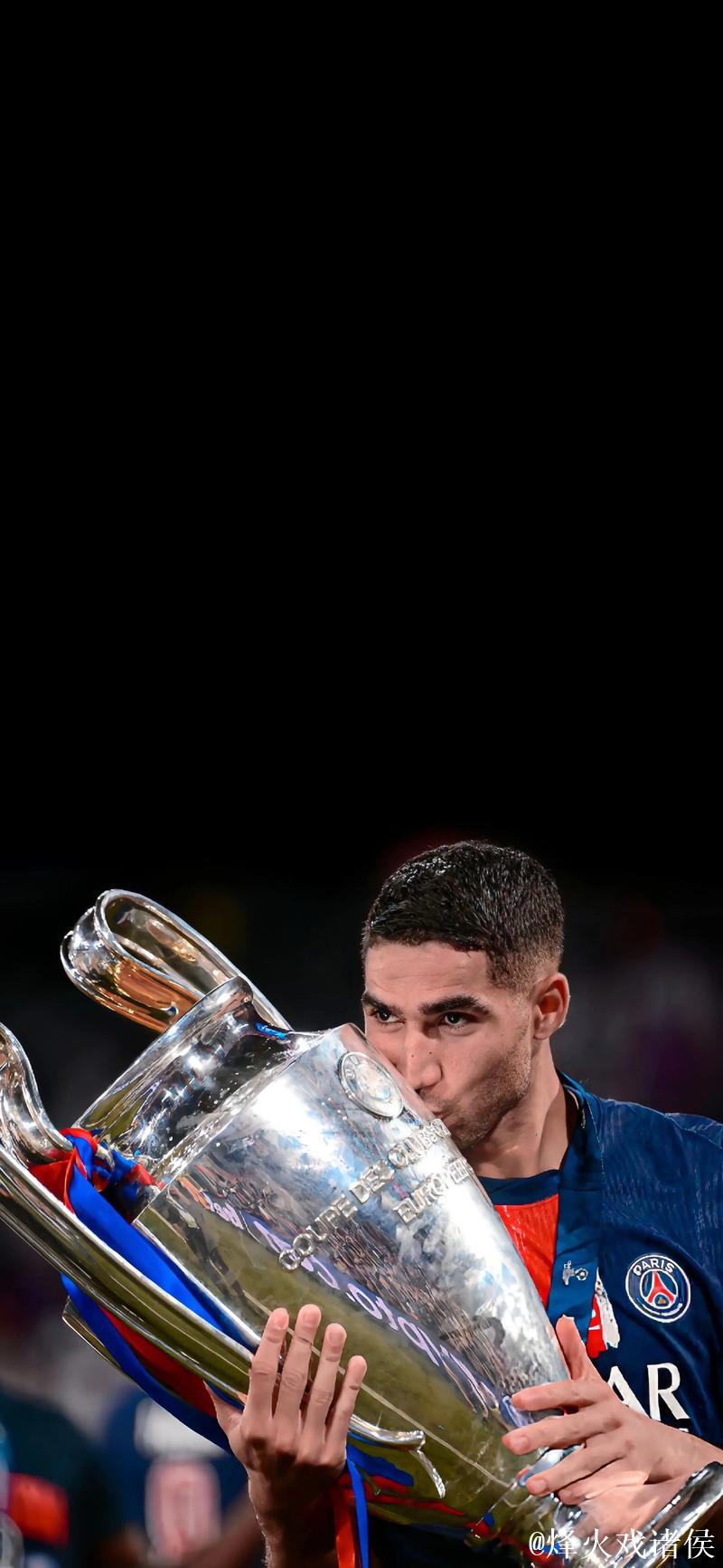 阿什拉夫:尽管本赛季不完美收官,但我们为创造历史而自豪 阿什拉夫:尽管本赛季不完美收官,但我们为创造历史而自豪