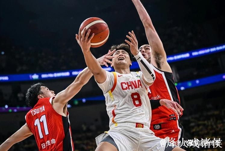 本赛季本土最强双星联袂!赵睿加盟北京首钢完成首秀 本赛季本土最强双星联袂!赵睿加盟北京首钢完成首秀