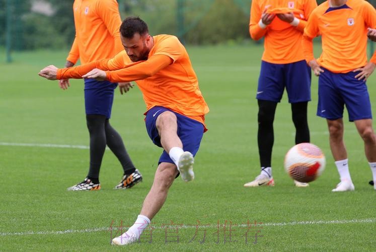 库瓦-我们正处于高水平 球队休息我会继续训练